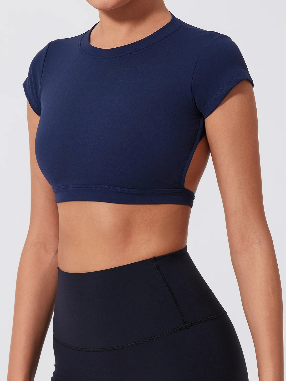 Hearuisavy Sports Shirts Workout Tops Fitness Activewear Female Quick-Dry Yoga Clothes Sport Crop Tops Backless Gym Top Women
