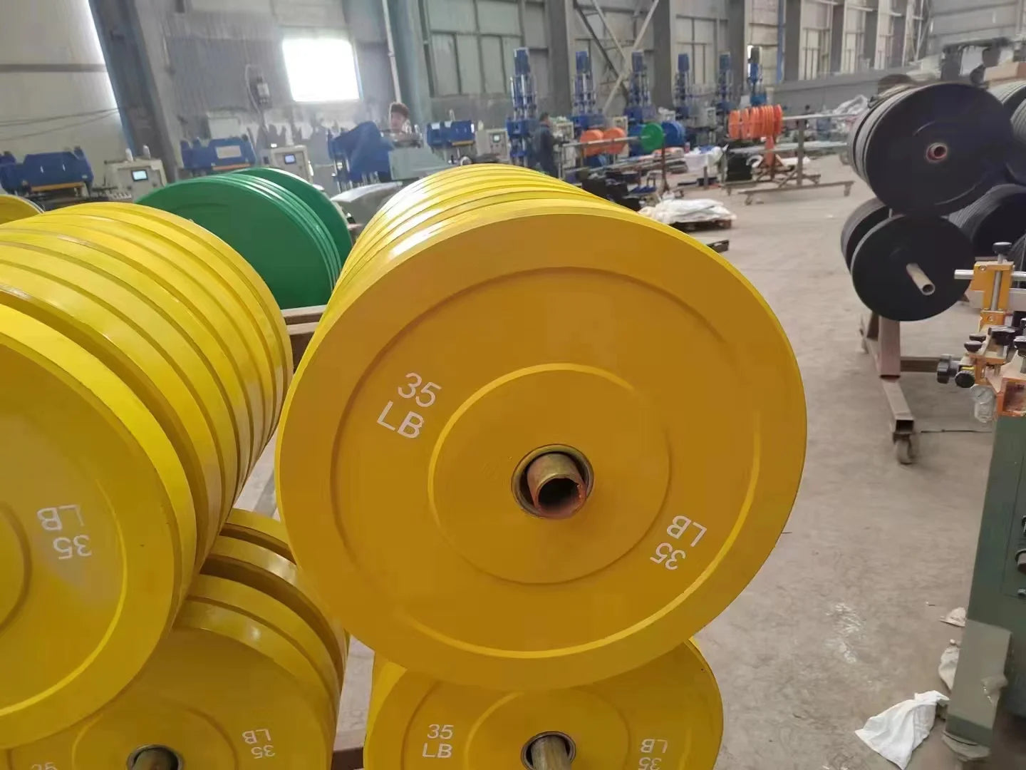 Fitness Equipment Multi Functional Smith Cable Machine Wall Functional Cross Over Trainer Half Squat Rack