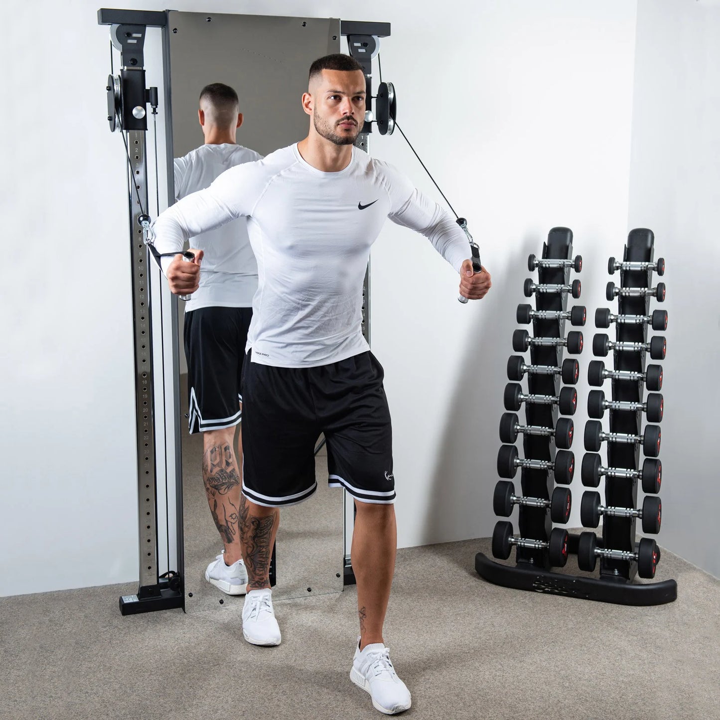 Fitness Equipment Multi Functional Smith Cable Machine Wall Functional Cross Over Trainer Half Squat Rack